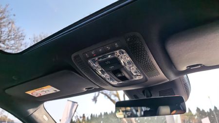 2026-Mercedes-Benz-GLA-200-Auto_22