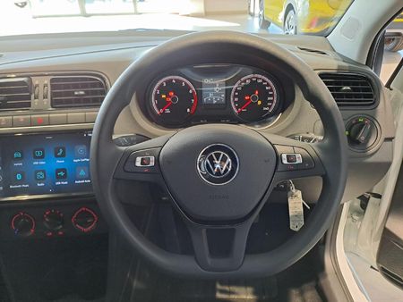 2026-Volkswagen-Polo-Vivo-14_13