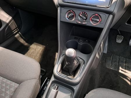 2026-Volkswagen-Polo-Vivo-14_16