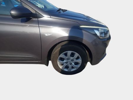 2019-Hyundai-i20-12-Motion_19