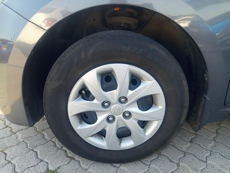 2019-Hyundai-i20-12-Motion_21