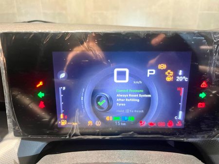 2026-Citroen-Basalt-Max-12T-Auto_11