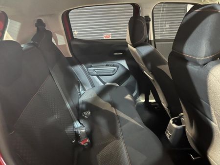 2026-Citroen-C3-12T-Max-Auto_12