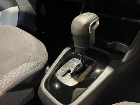 2026-Citroen-C3-12T-Max-Auto_17
