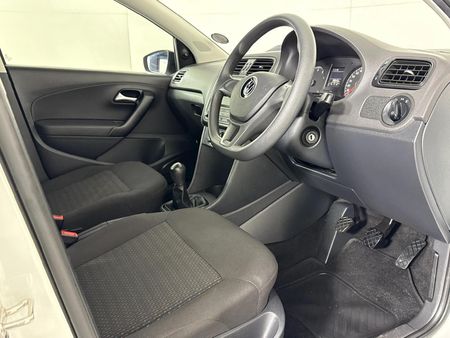 2022-Volkswagen-Polo-Vivo-14-Trendline-5-dr_10