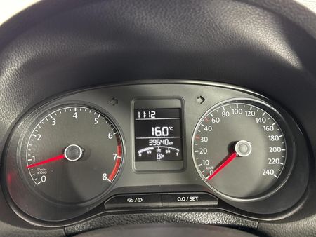 2022-Volkswagen-Polo-Vivo-14-Trendline-5-dr_7