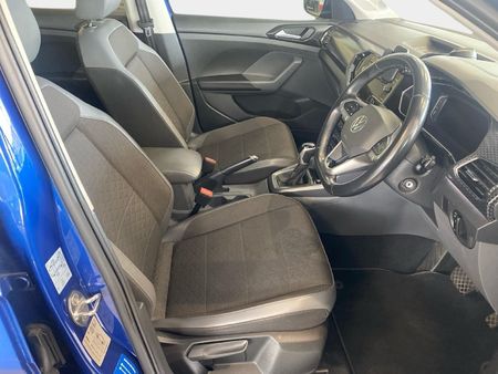2021-Volkswagen-T-Cross-15-TSI-R-Line-Auto_8