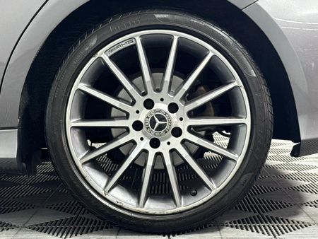 2018-Mercedes-Benz-A-Class-A-200-AMG-Auto_18