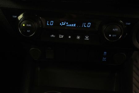2024-Toyota-Hilux-28-GD-6-Raised-Body-Raider-Auto-Double-Cab_12