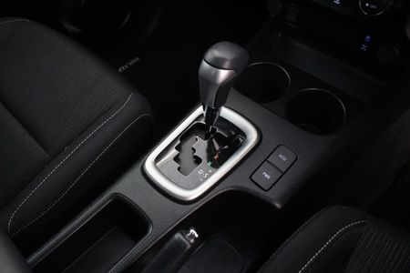 2024-Toyota-Hilux-28-GD-6-Raised-Body-Raider-Auto-Double-Cab_13