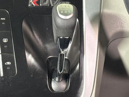 2016-Mahindra-KUV-100-12-TD-K8_11