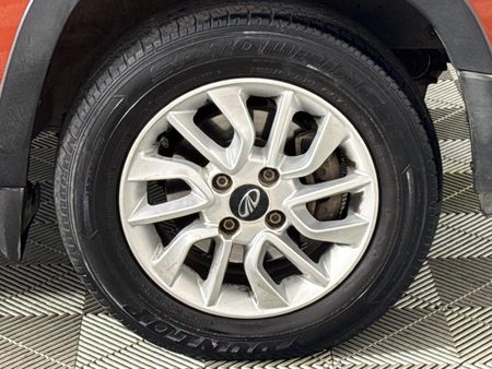 2016-Mahindra-KUV-100-12-TD-K8_16