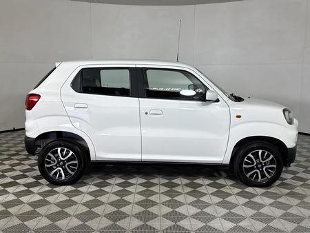 2023-Suzuki-S-Presso-10-GL-Auto_3