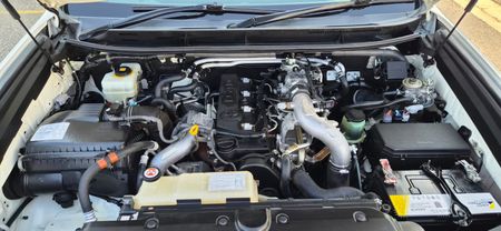 2019-Toyota-Land-Cruiser-Prado-30-D-VX-L-Auto_13