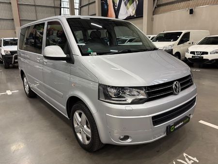 2012-Volkswagen-Caravelle-T5-20-BiTDI-Auto_0