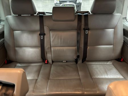 2012-Volkswagen-Caravelle-T5-20-BiTDI-Auto_13