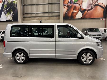 2012-Volkswagen-Caravelle-T5-20-BiTDI-Auto_7