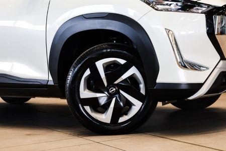 2025-Nissan-Magnite-10-Visia-AMT_1