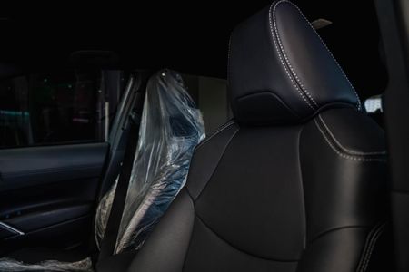 2024-Toyota-Corolla-Cross-18-XS-Hybrid_9