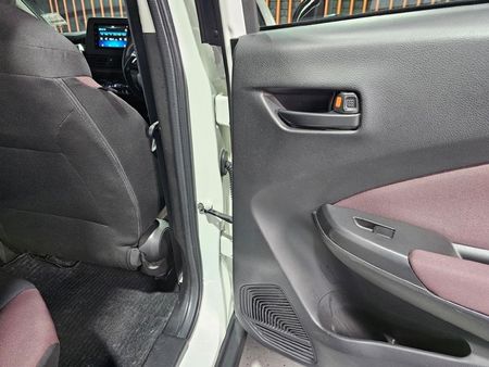 2025-Toyota-Starlet-Cross-15XS-Auto_20