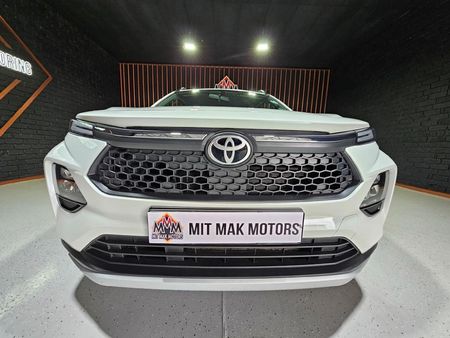 2025-Toyota-Starlet-Cross-15XS-Auto_4