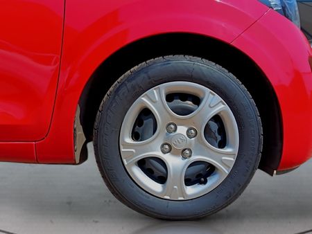 2019-Kia-Picanto-10-Street_10