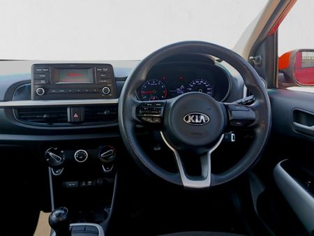 2019-Kia-Picanto-10-Street_16