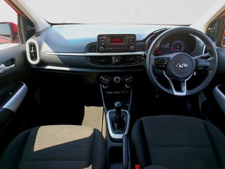 2019-Kia-Picanto-10-Street_17