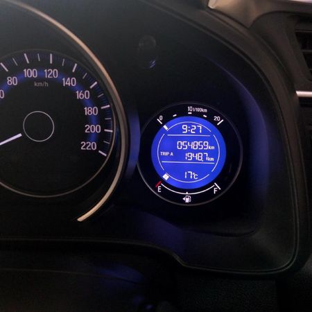 2023-Honda-WR-V-12-Elegance_14