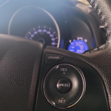 2023-Honda-WR-V-12-Elegance_19