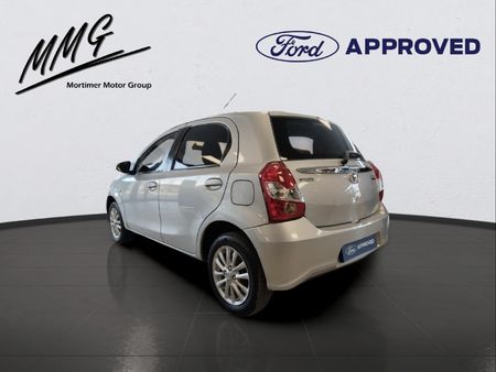 2020-Toyota-Etios-15-XS-5-dr_11