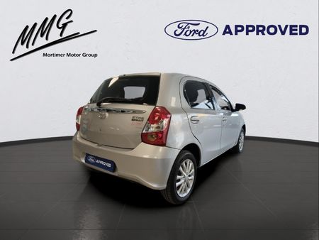 2020-Toyota-Etios-15-XS-5-dr_12