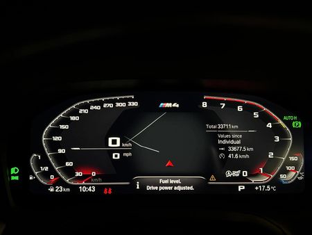 2021-BMW-M4-Coupe-Competition_7