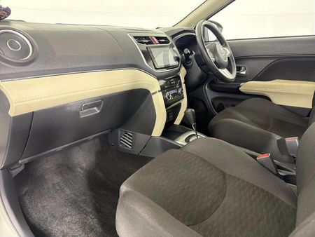 2020-Toyota-Rush-15-Auto_9