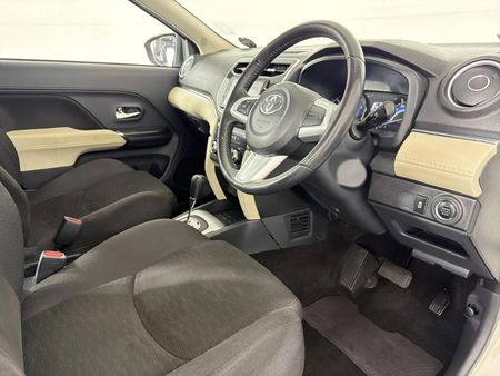 2020-Toyota-Rush-15-Auto_10