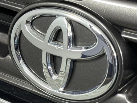 2021-Toyota-Urban-Cruiser-15-Xs-Auto_12