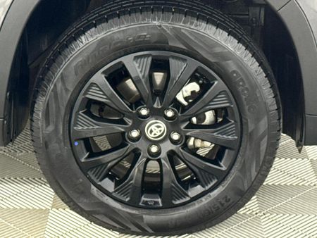 2021-Toyota-Urban-Cruiser-15-Xs-Auto_17