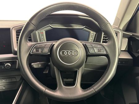 2019-Audi-A1-Sportback-20-TFSI-S-Line-Auto-40-TFSI_13