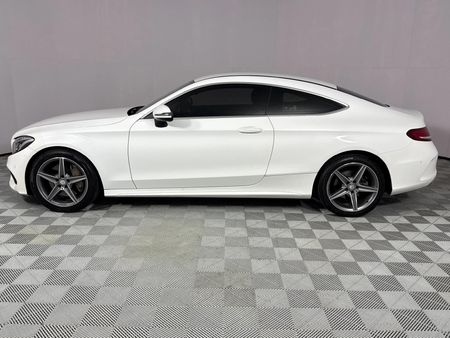 2017-Mercedes-Benz-C-Class-C-200-AMG-Coupe-Auto_5