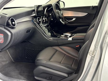 2014-Mercedes-Benz-C-Class-C-220-Bluetec-Avantgarde-Auto_9