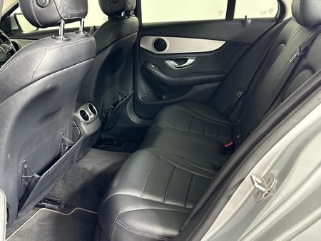2014-Mercedes-Benz-C-Class-C-220-Bluetec-Avantgarde-Auto_8