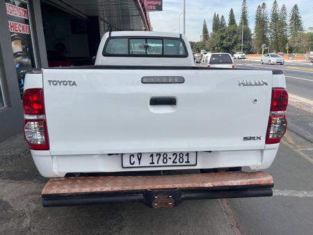 2014-Toyota-Hilux-25-D-4D-SRX-Raised-Body-Single-Cab_4
