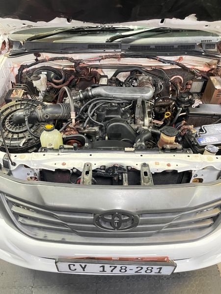 2014-Toyota-Hilux-25-D-4D-SRX-Raised-Body-Single-Cab_7