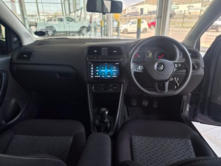 2026-Volkswagen-Polo-Vivo-14-Life_11
