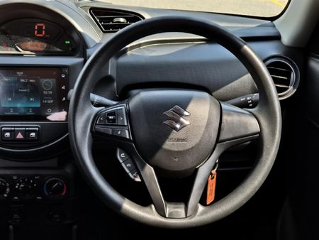 2025-Suzuki-S-Presso-10-GL-AMT_14