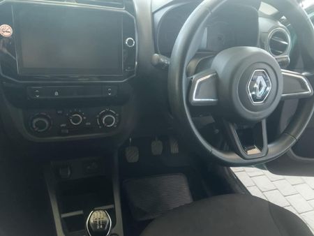 2022-Renault-Kwid-10-Techno_17