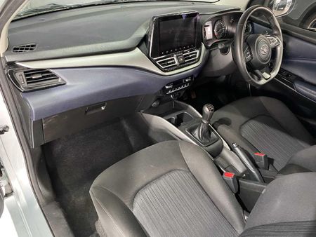 2024-Toyota-Starlet-15-XR_6