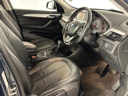 2017-BMW-X1-sDrive20d-Auto_10
