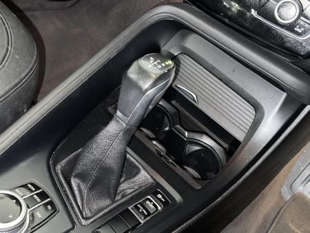 2017-BMW-X1-sDrive20d-Auto_11