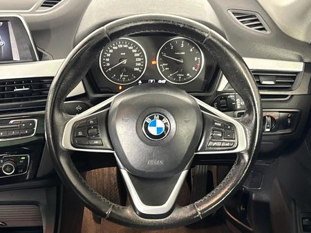 2017-BMW-X1-sDrive20d-Auto_13